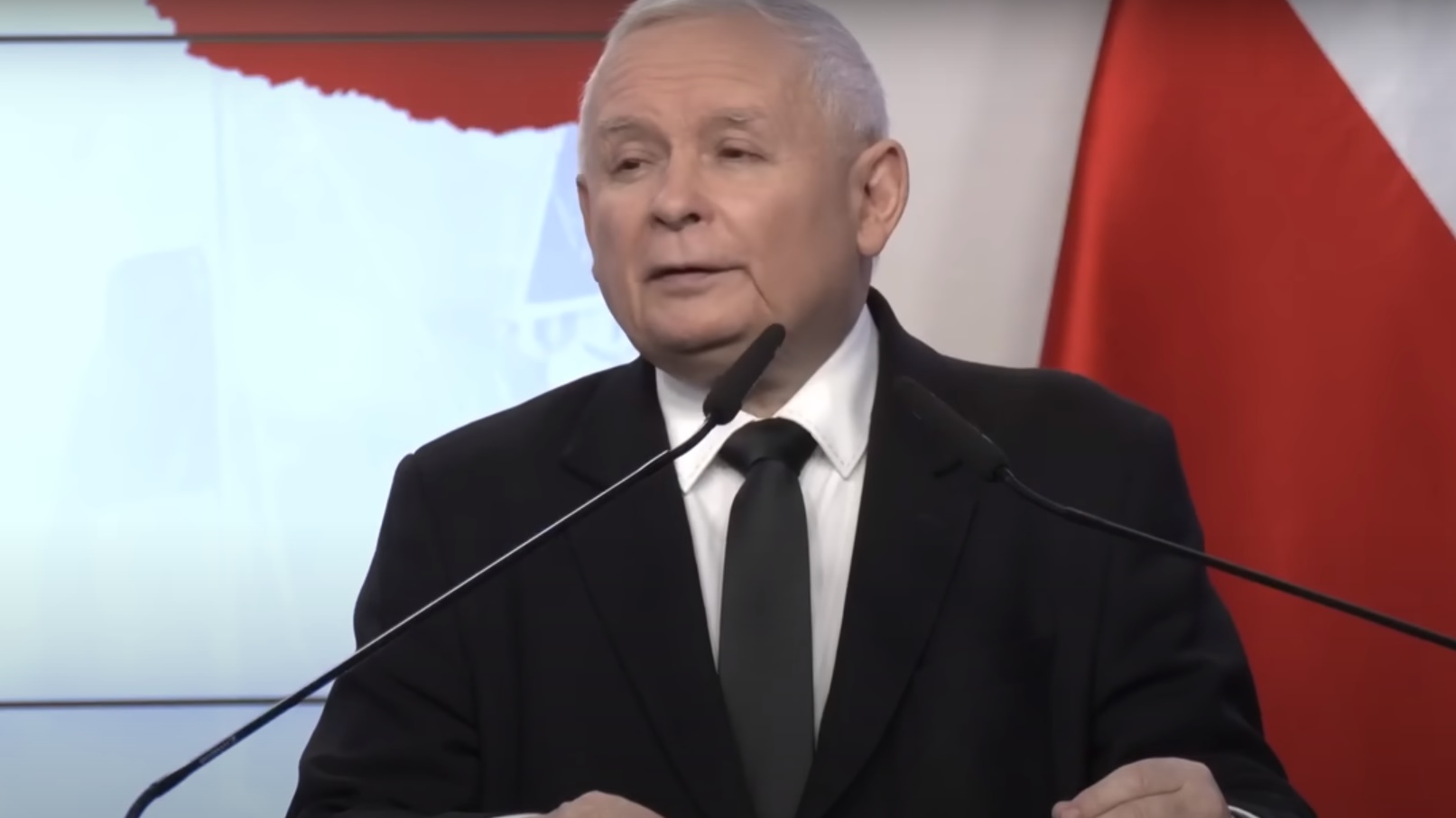 Newsweek: Kaczyński chciałby wsadzić do więzienia Tuska i zdelegalizować KO