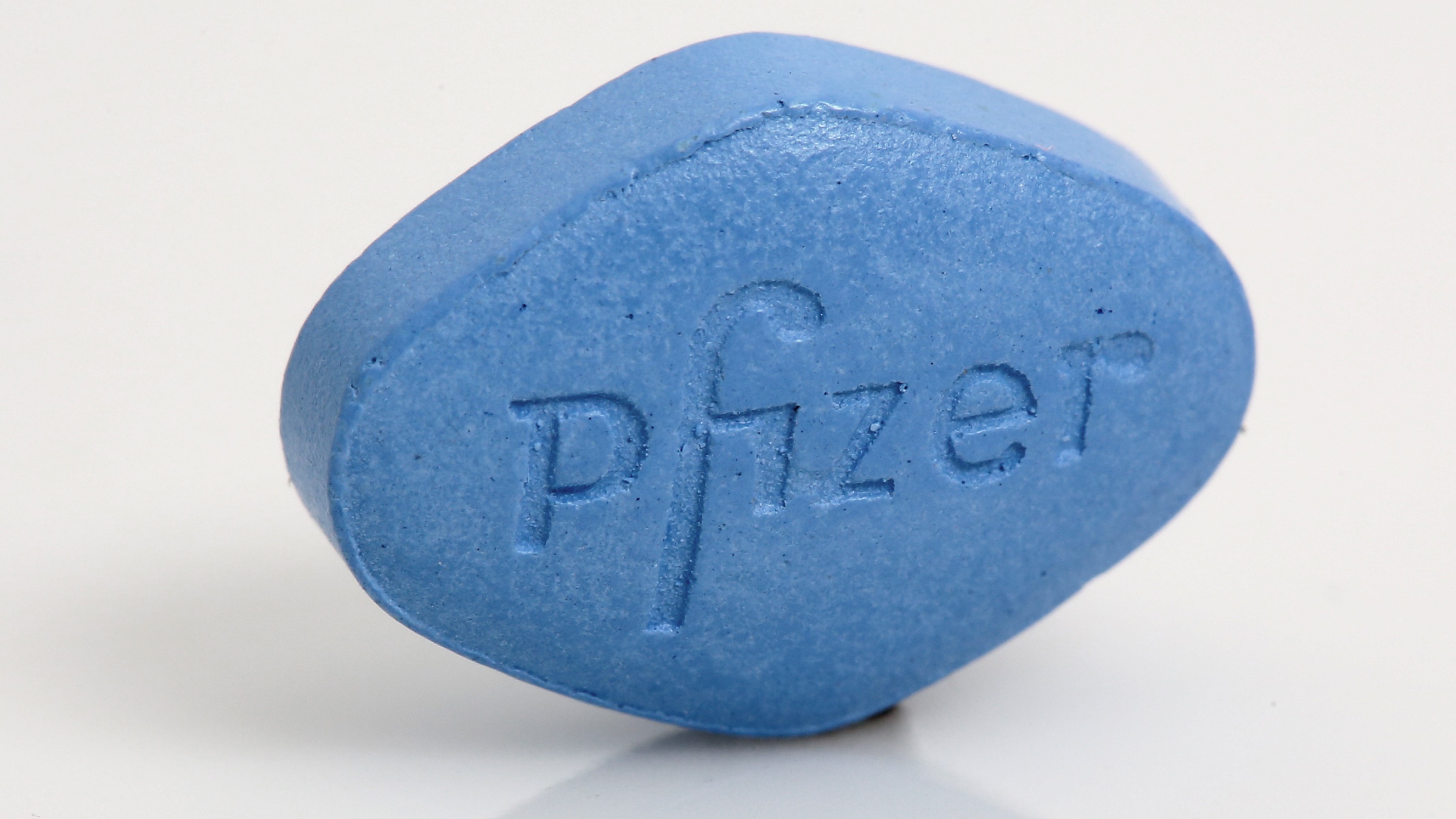 Viagra. Sięgają po nią coraz młodsze osoby