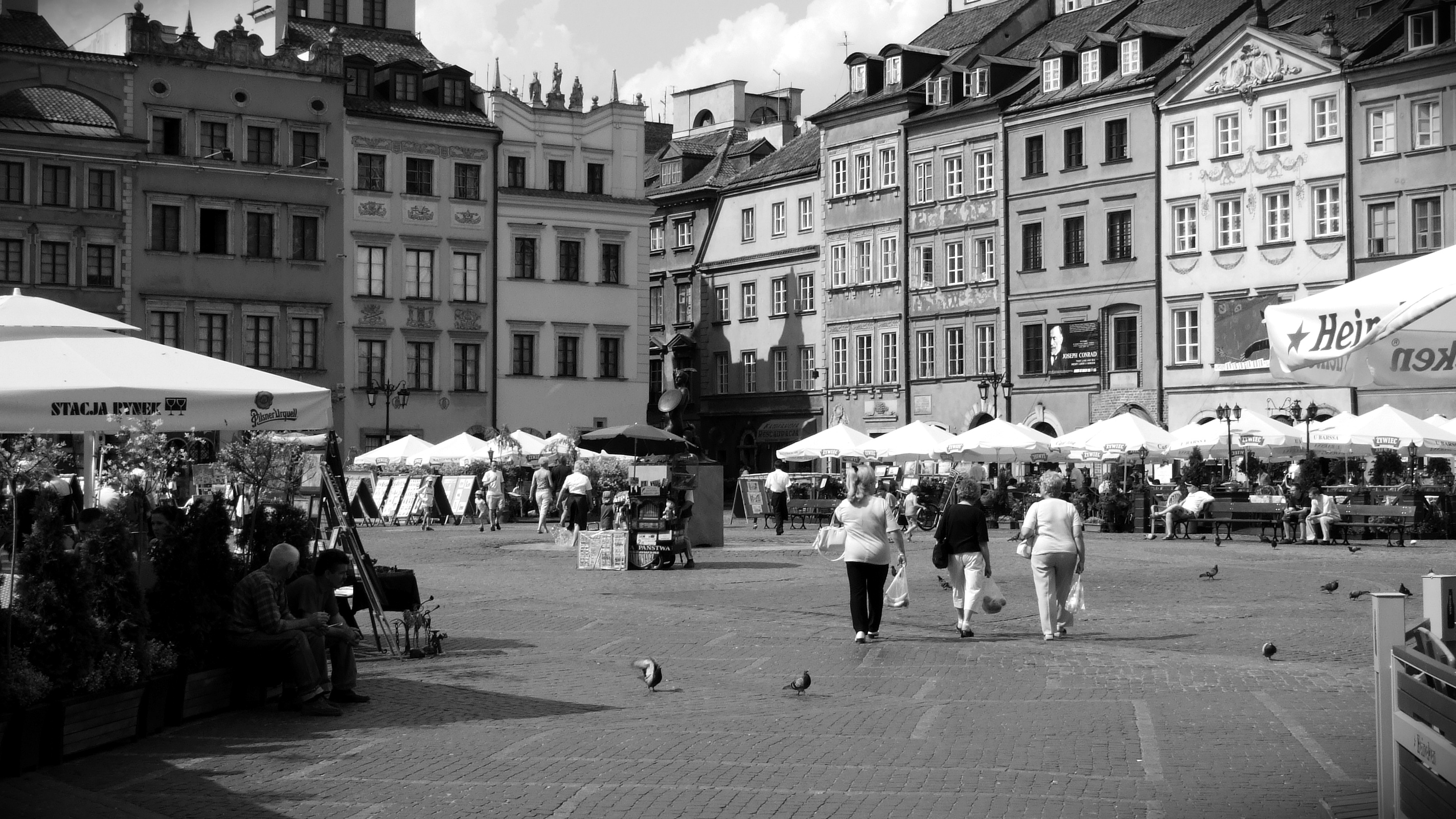 Fajbusiewicz wraca do spraw sprzed lat. Seryjni mordercy na warszawskiej Starówce