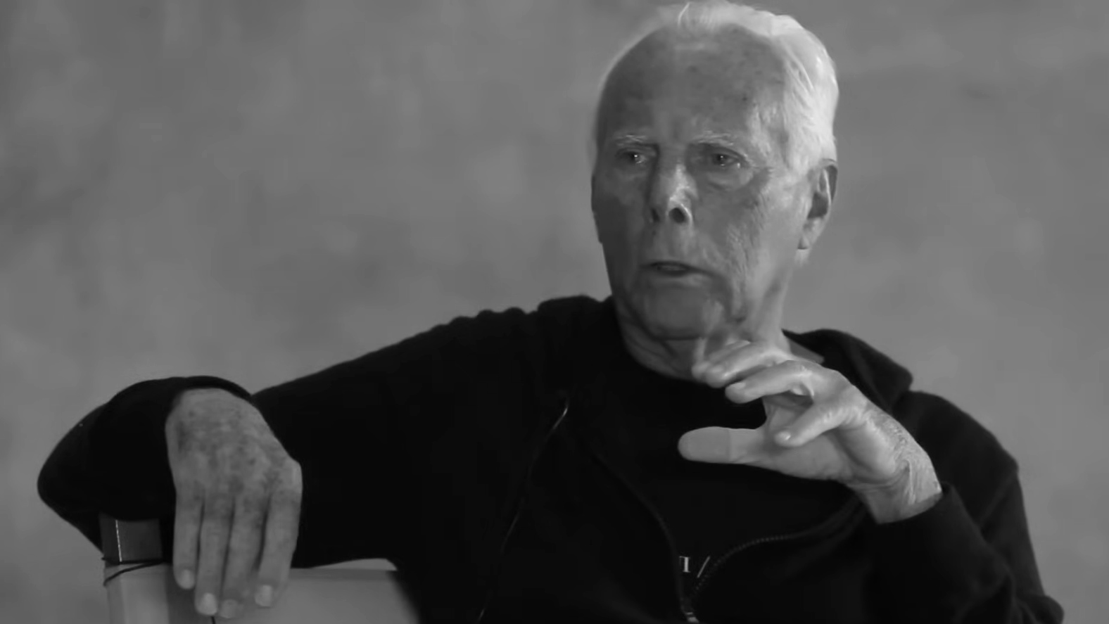 Z nici i woli. Testament Armaniego