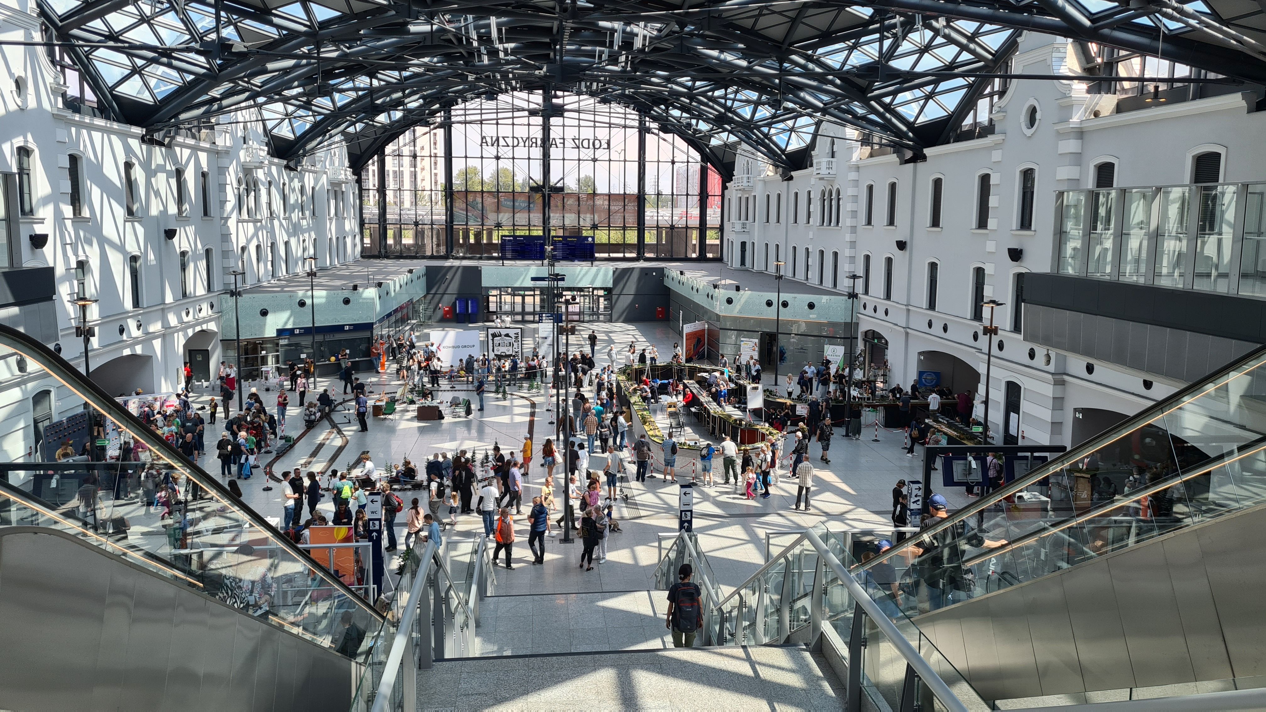 Literatura i sztuka na dworcu. Ruszają Łódzkie Targi Książki