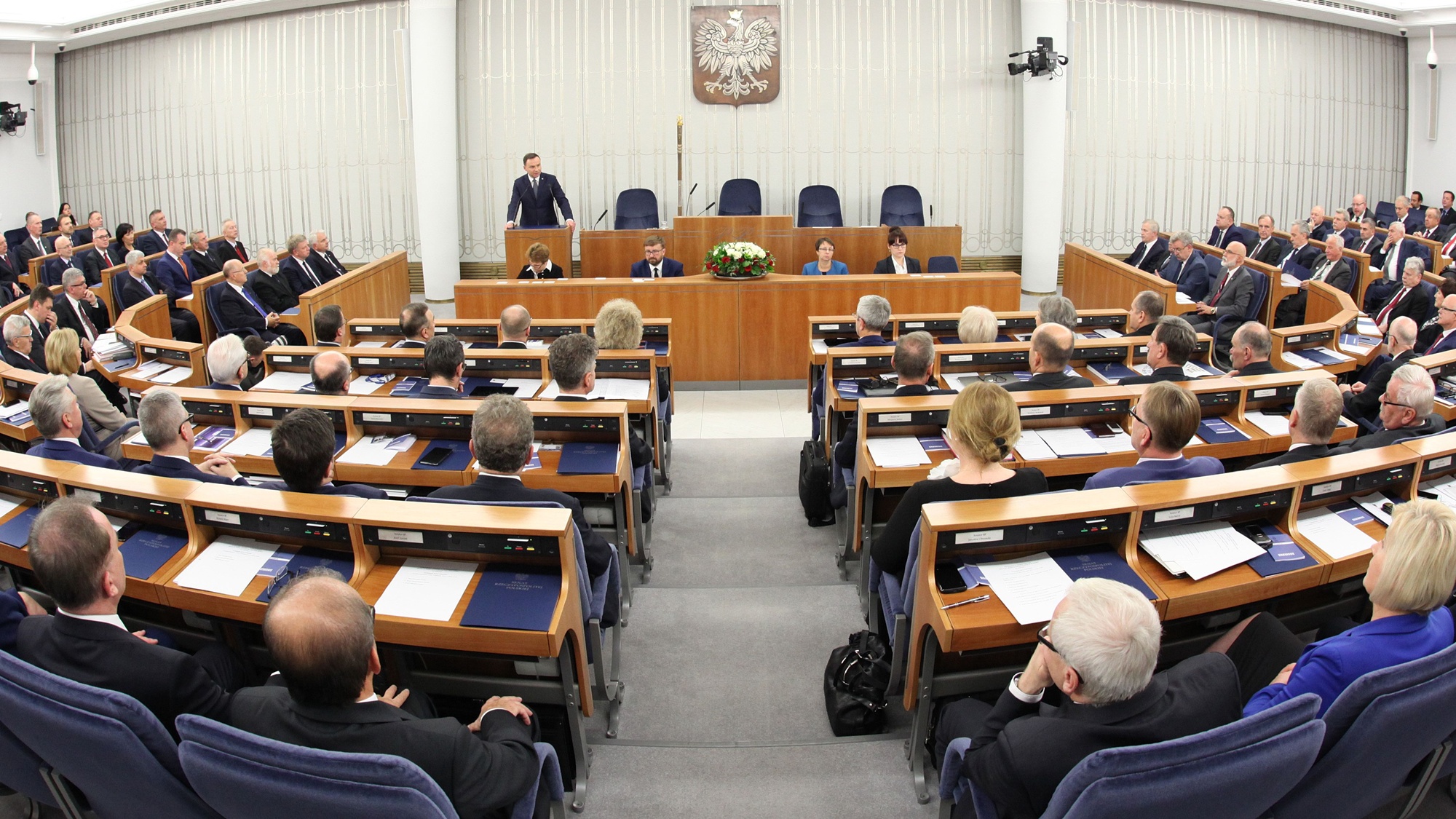 Idealiści. Senat zmienił swój regulamin