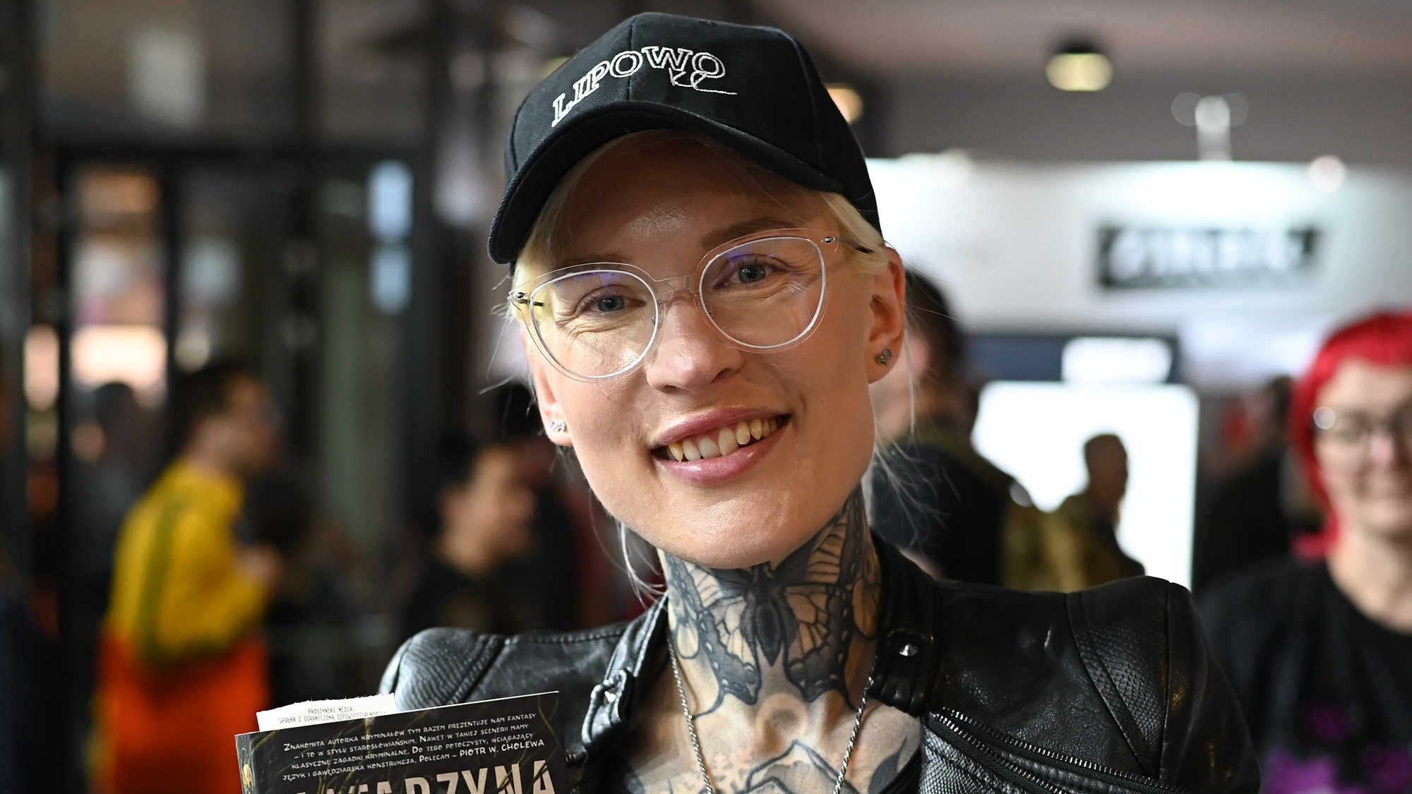 Motylek i baba ze wsi. Rozmowa z KATARZYNĄ PUZYŃSKĄ