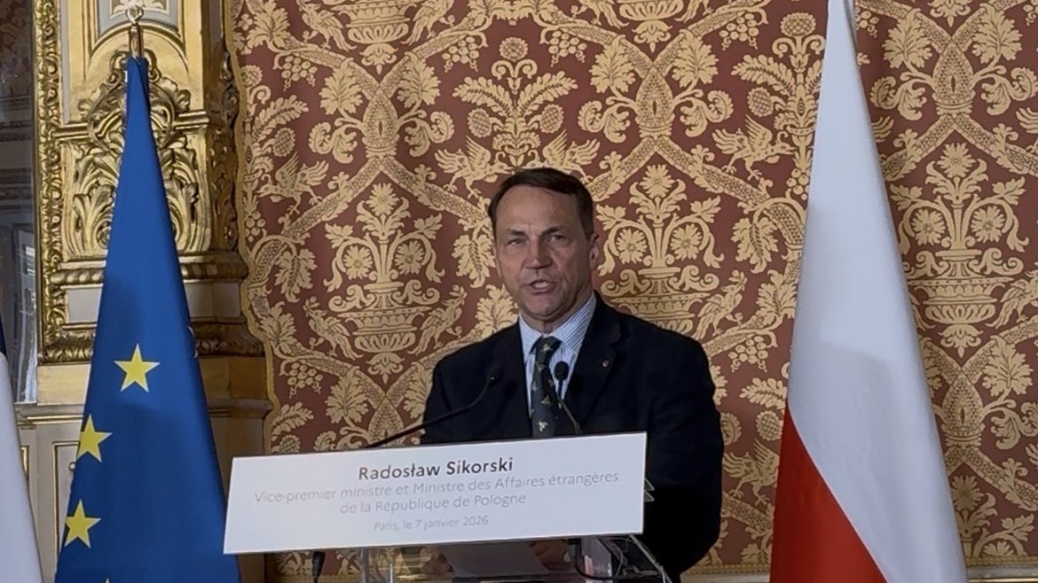 Sikorski na spotkaniu w Paryżu. Szef MSZ mówił o Indiach i Grenlandii