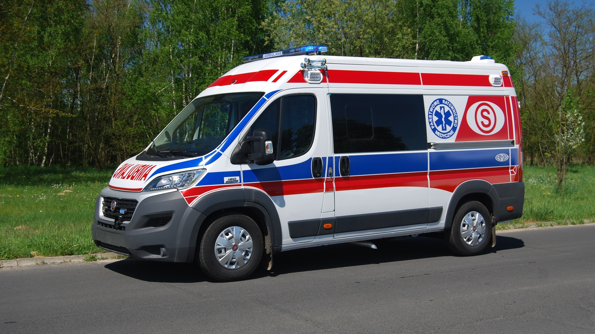 Na ratunek. Brak empatii to brak zaufania społecznego