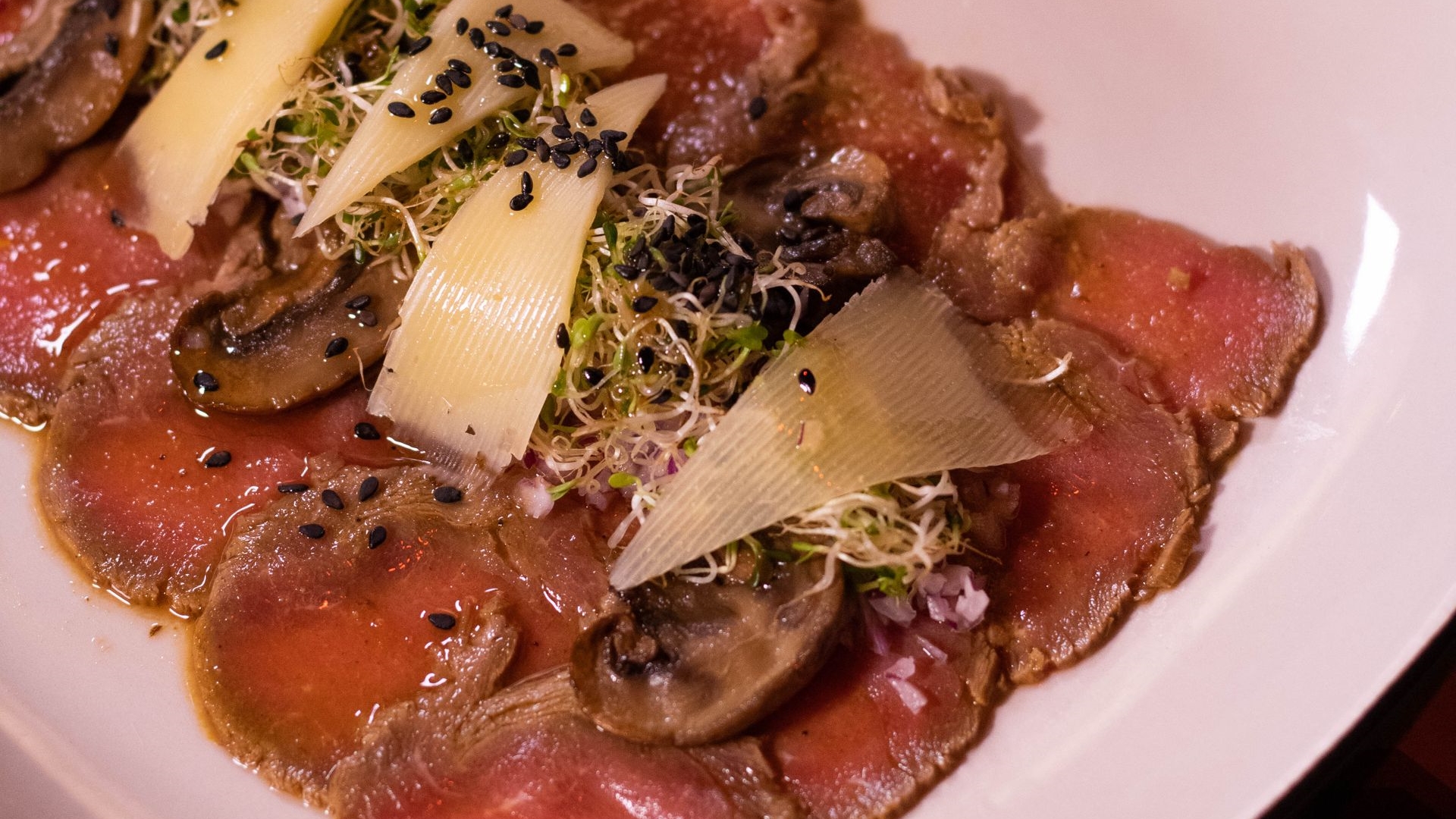 Carpaccio po bretońsku. Klasyczne danie w zaskakującej odsłonie
