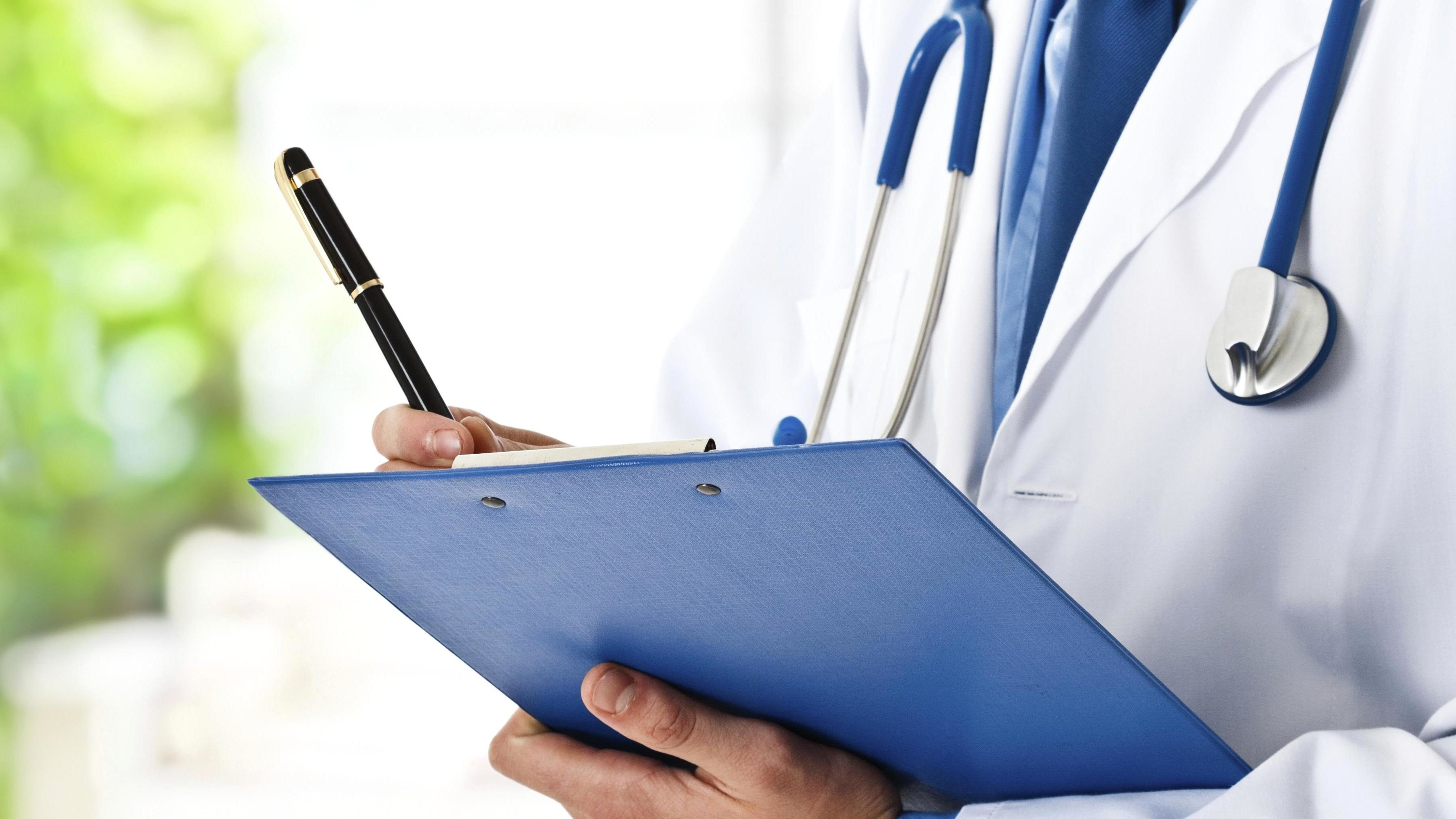 Jesienna lista leków refundowanych. 52 nowe terapie