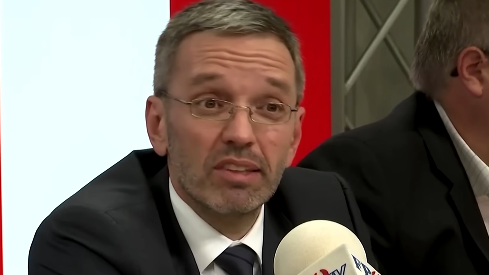 Austria konserwatywnym krajem? Wygrała prawica