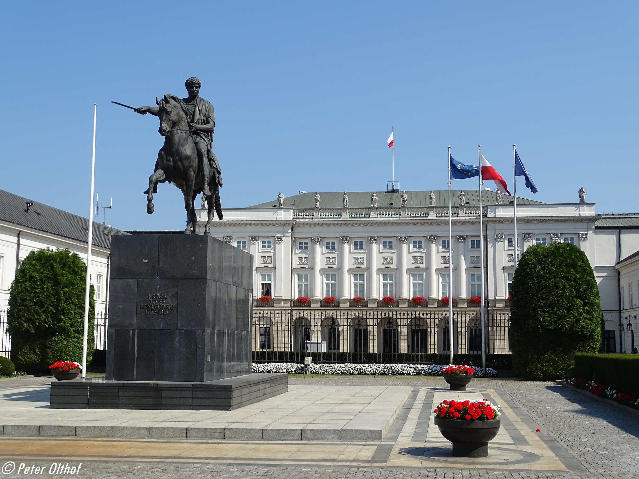Tydzień z życia polityków. Kto zostanie pierwszą damą?
