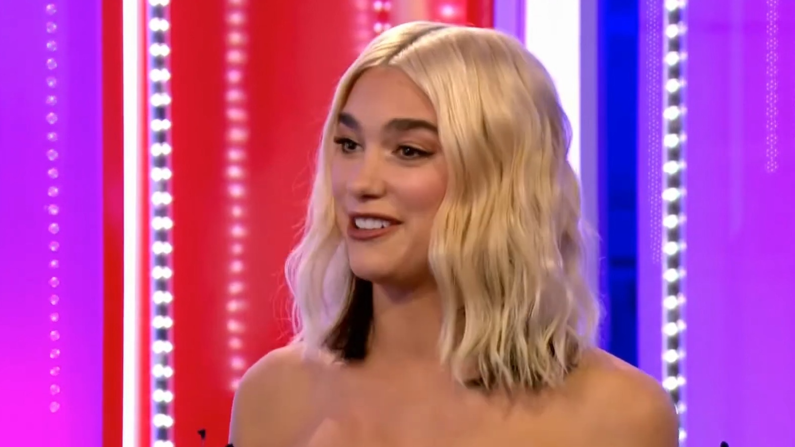 Tydzień z życia gwiazd. Dua Lipa śpiewa po czesku