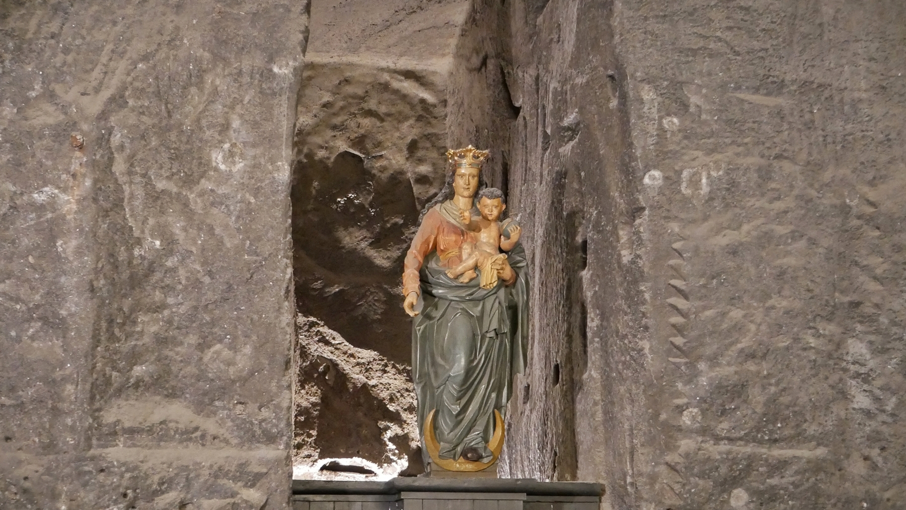 W obronie Matki Boskiej [FELIETON OGÓRKA]