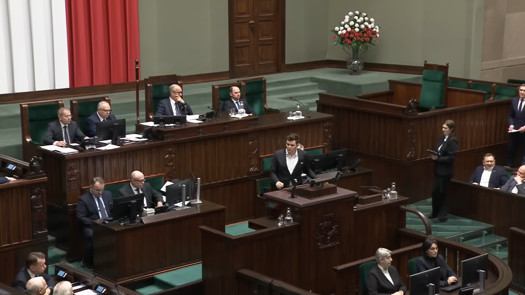 Polityczna układanka. Koalicja na… gumce